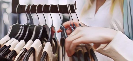 5 Jenis Fashion yang Sebaiknya Kamu Punya di Usia 20-an