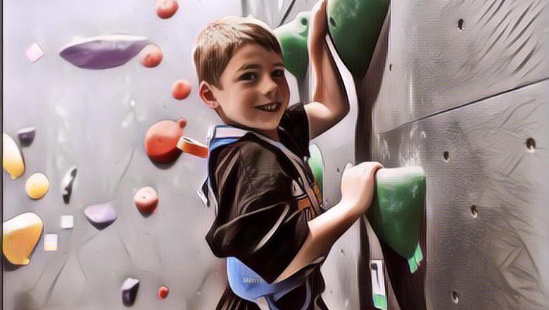 Panjat Tebing Anak Sangat Bagus Banget Buat Perkembangan~