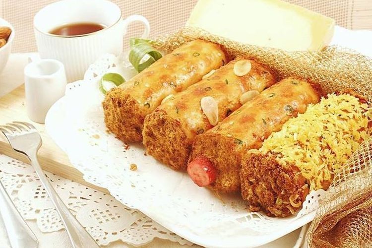 Roti Gulung Sosis Abon