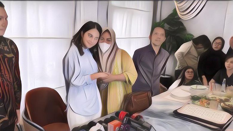 Azizah Salsha Lakukan Konferensi Pers Atas Kasus Perselingkuhannya: Rumah Tangga Saya Tidak Terganggu