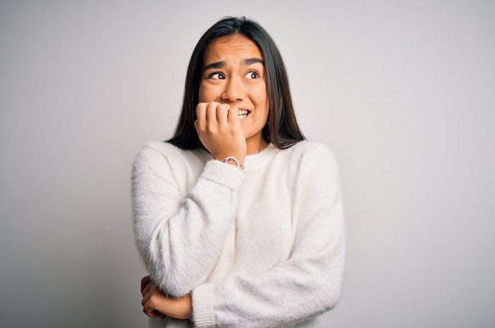 2. Selalu Merasa Cemas