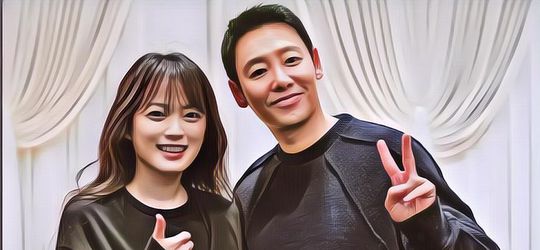 Chun Woo Hee dan Kim Dong Wook Kelihatan Gemes Banget di Poster "Delightfully Deceitful" yang Baru Rilis