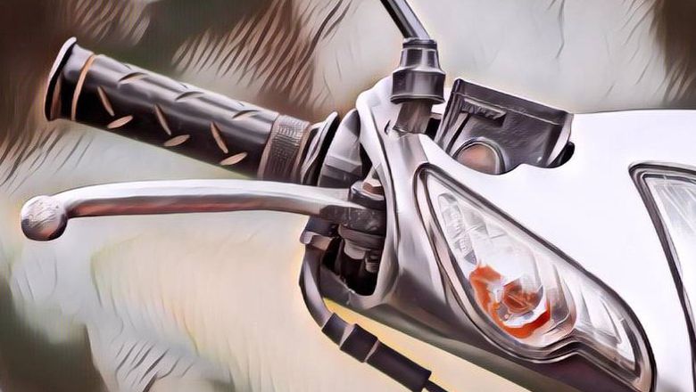 Heboh Pria Mengendarai Motor Tanpa Busana, Ternyata Baru Melakukan Hal Sadis Terhadap Istri Anaknya