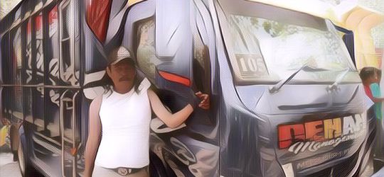 Mau Cari Makhluk Paling Sabar Sedunia? Sopir Truk Jarak Jauh Jawabnya! Ini Buktinya....