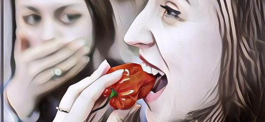 YouTuber Meksiko Hampir Tewas Setelah Makan Cabe Terpedas di Dunia