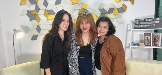 Be Spot: Cara Mudah Mengatasi Kulit Berminyak dan Mata Panda dengan Makeup