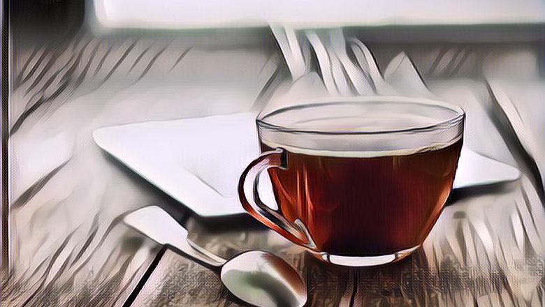 Kurangi Kebiasaan Minum Teh Panas Demi Kesehatan Kita Gengs, Kenapa?