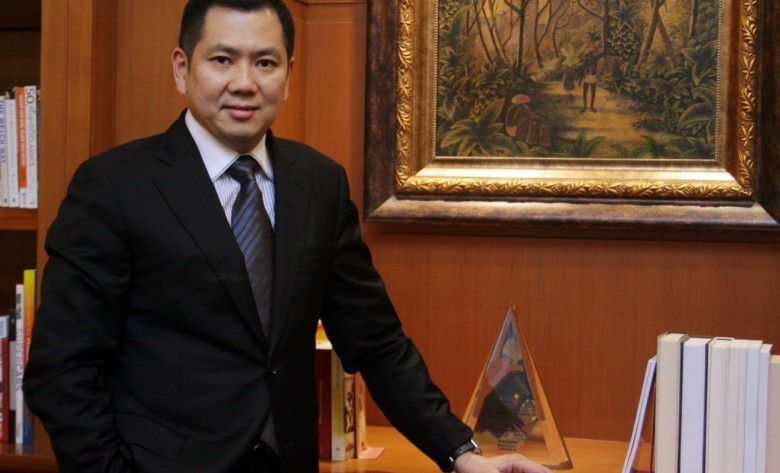 2. Harry Tanoesoedibjo