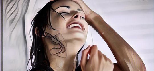 Keringetan Abis Mandi Itu Nggak Enak, Ini Dia 9 Penyebabnya