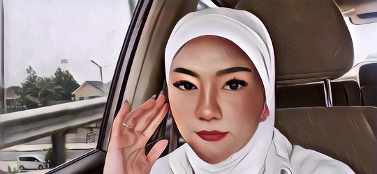 Viral Kisah Selebgram Siti Septi Ariyanti Saat Pergi Umroh, Suami Malah Selingkuh Hingga Berhubungan Badan di Kamar Istri