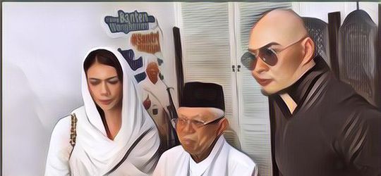 Lihat Lagi Momen Sabrina Chairunnisa Dampingi Deddy Corbuzier Saat Mualaf, Cantik Berkerudung Putih