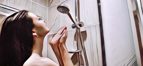 Penelitian Bilang Orang yang Mandinya Lama Cenderung Tidak Bahagia, Apa Hubungannya?