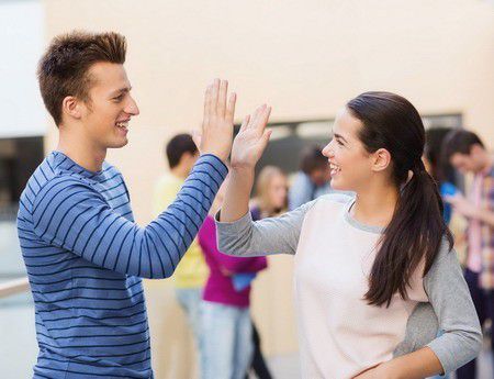 4. Pilihlah seseorang yang se-frekuensi