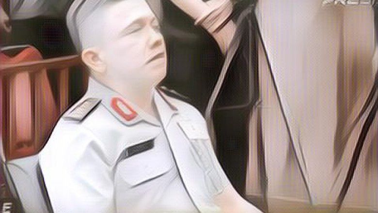 TENANG! Begini Penampilan Ferdy Sambo Jalani Sidang Kode Etik