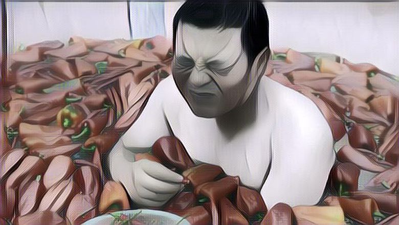 Gila! Kompetisi Makan Cabe di Kolam Panas?