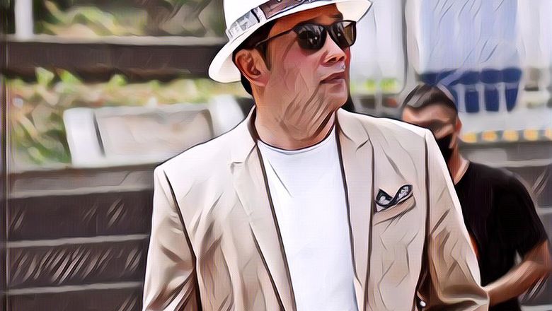 Pulang Haji, Ridwan Kamil Santai Catwalk Di Citayam Fashion Week Bareng Driver Ojol, Sampaikan Pesan Ini Dari Anies Baswedan