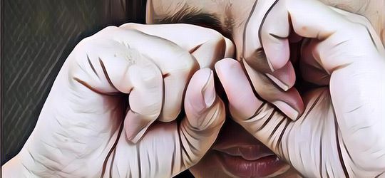 Ini yang Terjadi ke Bola Mata Kalian Ketika Sedang Mengucek Mata~