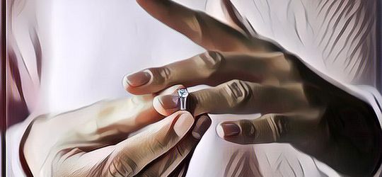 Amankah Tidur Sambil Memakai Perhiasaan?