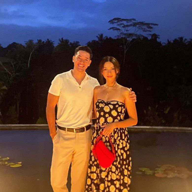 3. Tetap Romantis Setelah 15 Tahun Menikah