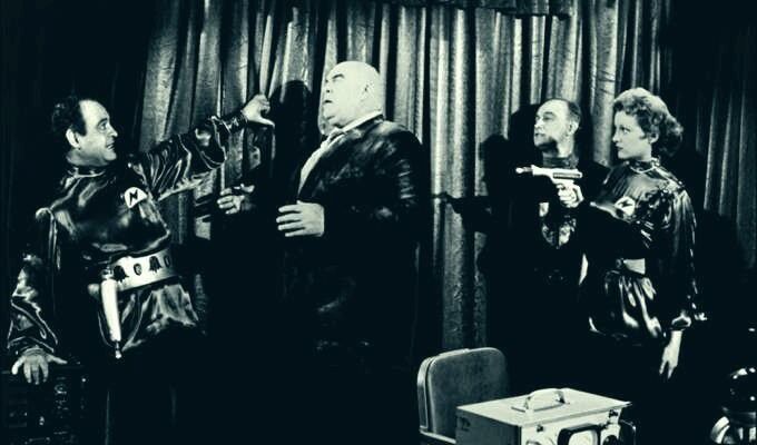 1. Plan 9 from Outer Space (1959)