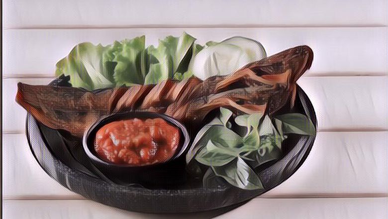 Kenapa Dinamakan Pecel Lele Padahal Gak Ada Bumbu 'Pecelnya'? Ternyata Namanya Sengaja Diganti