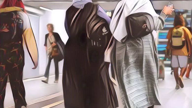 Prancis Tetapkan Peraturan Soal Larangan Wanita Menggunakan Abaya, Siswi Muslim Langsung Dipulangkan dari Sekolah