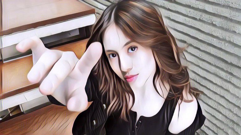 Pasca Skandal Ciuman, Akun Instagram Adhisty Zara Mendadak Hilang