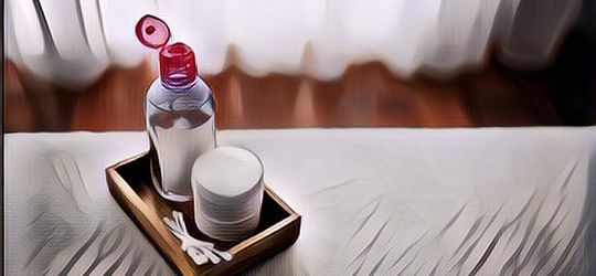 Nggak Cuma Pembersih Makeup, Ini 3 Manfaat Micellar water yang Belum Banyak Diketahui