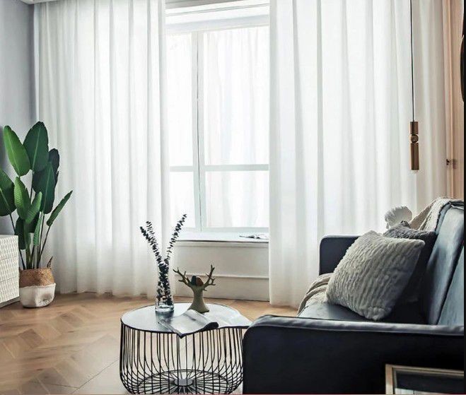 2. Gunakan Tirai Tipis