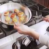 Ternyata Begini Cara Seasoning Panci atau Wok Stainless Steel Agar Gak Lengket, Bye Bye Wajan Teflon Gak Sehat~