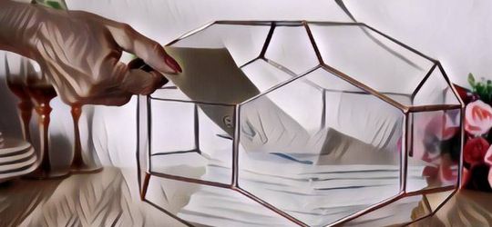 Kocak, Pernikahan Ini Pasang 2 Kotak Amplop Buat Bedain Amplop Orang Tua dan Anak