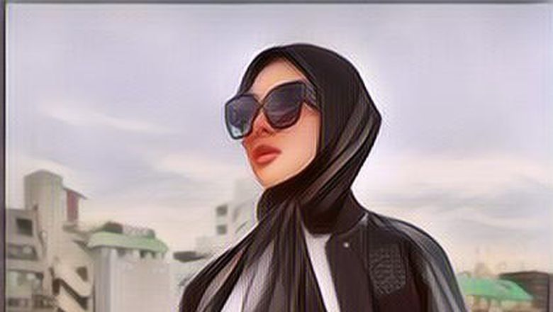 Senyum Bahagia Syahrini Dibilang Sedang Hamil Anak Pertama