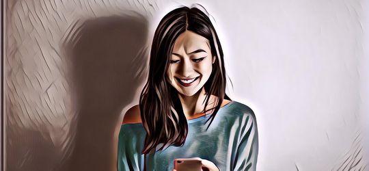 5 Ciri Cowok yang Cuma Iseng PDKT sama Kamu, Dia Nggak Serius Nih!