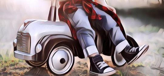 Bakat Freestyle Sejak Dini! Bocah Ini Beratraksi dengan Mobil Mainan Hingga Bikin Wisatawan Terkejut