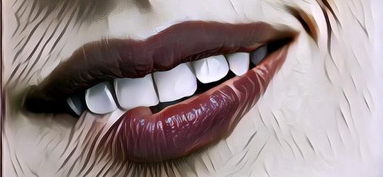 Ragam Manfaat Lip Serum yang Perlu Kamu Tahu, Biar Nggak Salah Pilih!