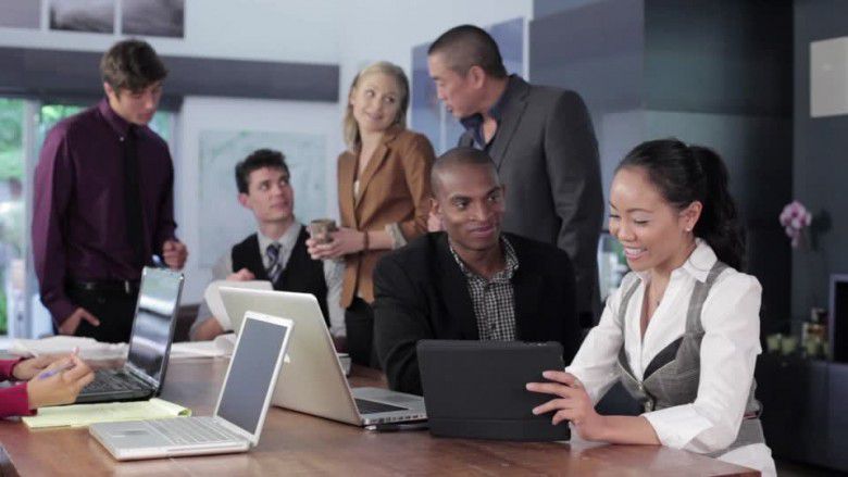 2. Pengennya disukai semua orang, yakin?