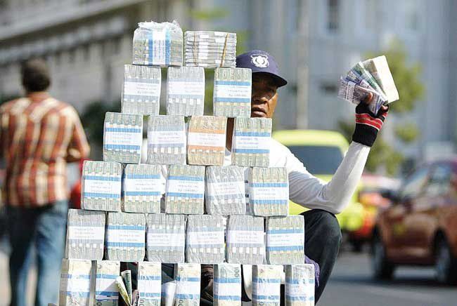 #7 Tukang tukar uang lebaran