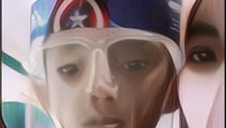 Ditinggal Ayah, Bocah Ini Sendirian Rawat Ibunya Hingga Meninggal Di Perantauan