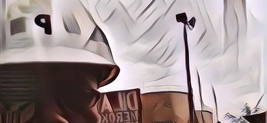 Kota Saranjana Diduga Muncul di Foto Selfie, Terlihat Gedung Pencakar Langit