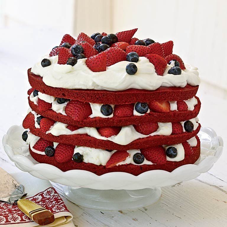 5.  Cake Merah Putih