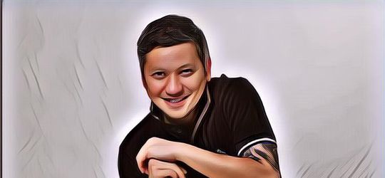 Teka-Teki Gading Marten Mau Nikah Lagi, Posting Foto Janur Kuning Melengkung