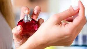 1. Semprotkan Parfum ke Titik Nadi
