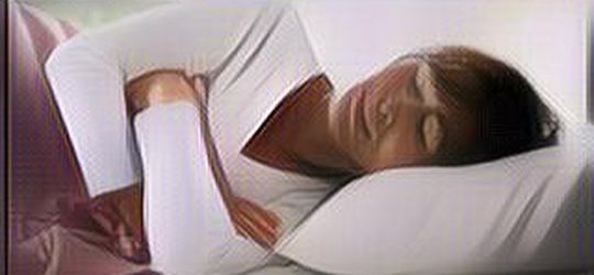 Begini Posisi Tidur yang Bisa Mencegah Asam Lambung, Hindari Tidur Telentang Ya!