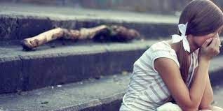 3. Merasa Tidak Tenang Saat Harus Melakukan Aktivitas Sendirian