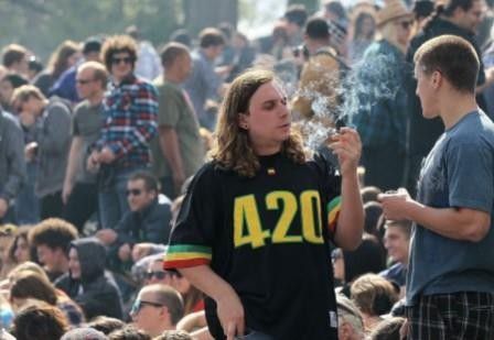 #5 Kode ini beken karena Waldos