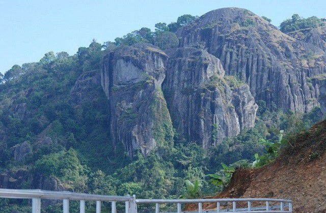 5. Gunung Nglanggeran