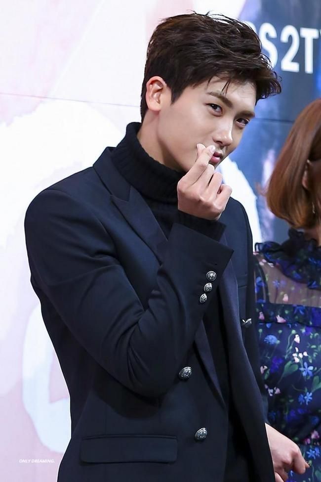 Fakta Park Hyung Sik