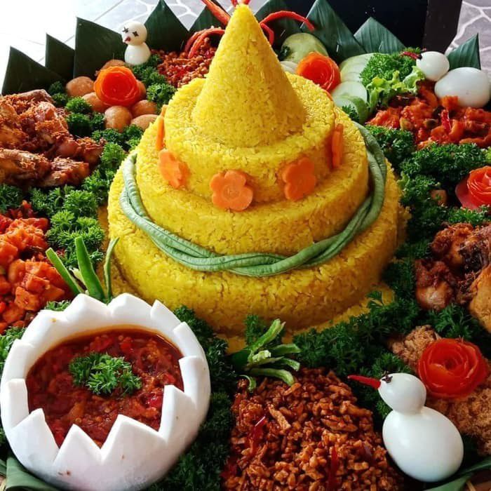 Nasi Tumpeng