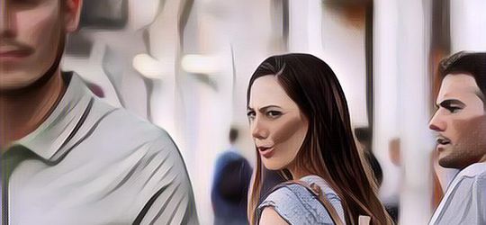 Manja dan Posesif, Ini Dia Ciri Wanita Gampang Selingkuh