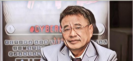 Tak Munafik Suka Banyak Cewek, Hotman Paris : Yang Penting Istri Tetap Satu